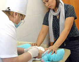 В Казахстане будут штрафовать родителей, которые отказываются вакцинировать детей
